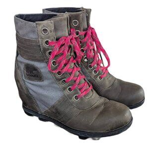 Sorel Women's Leather Lace Up Wedge Boots -  Size 9